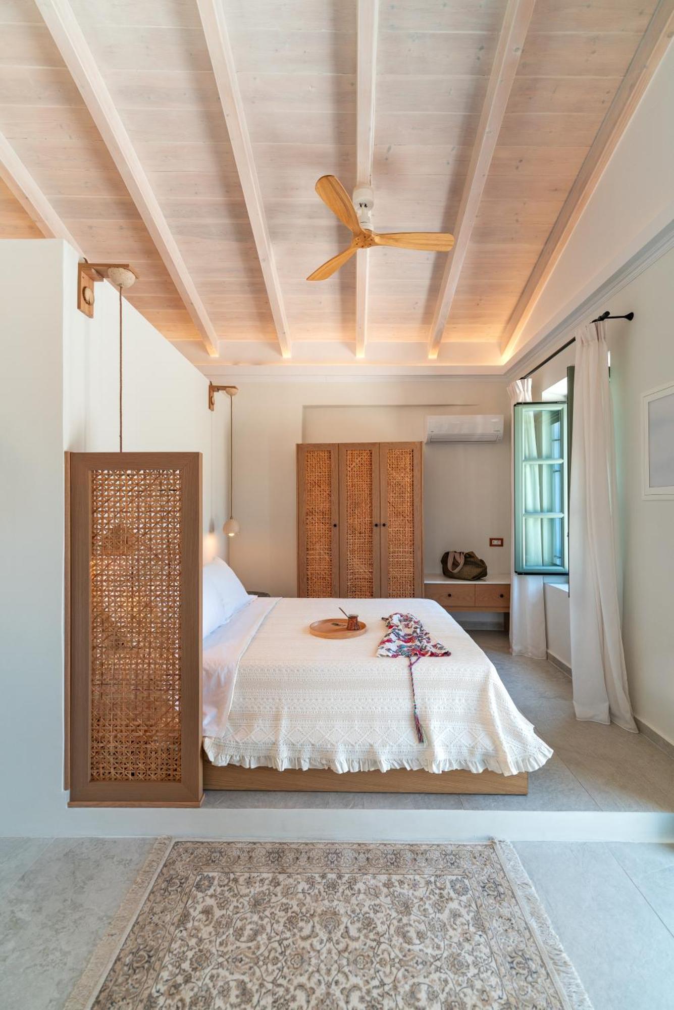 Nisomar Suites Symi Exterior foto