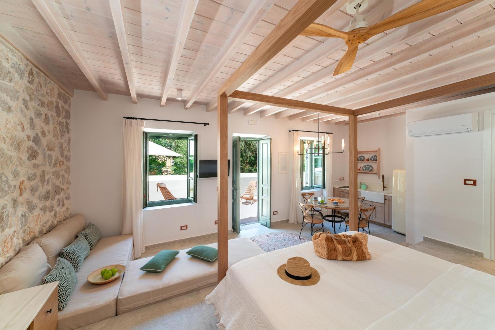 Nisomar Suites Symi Exterior foto